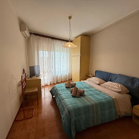 Wh - Appartamento Siccardi In Zona Residenziale Con Posto Auto Sanremo Exterior photo