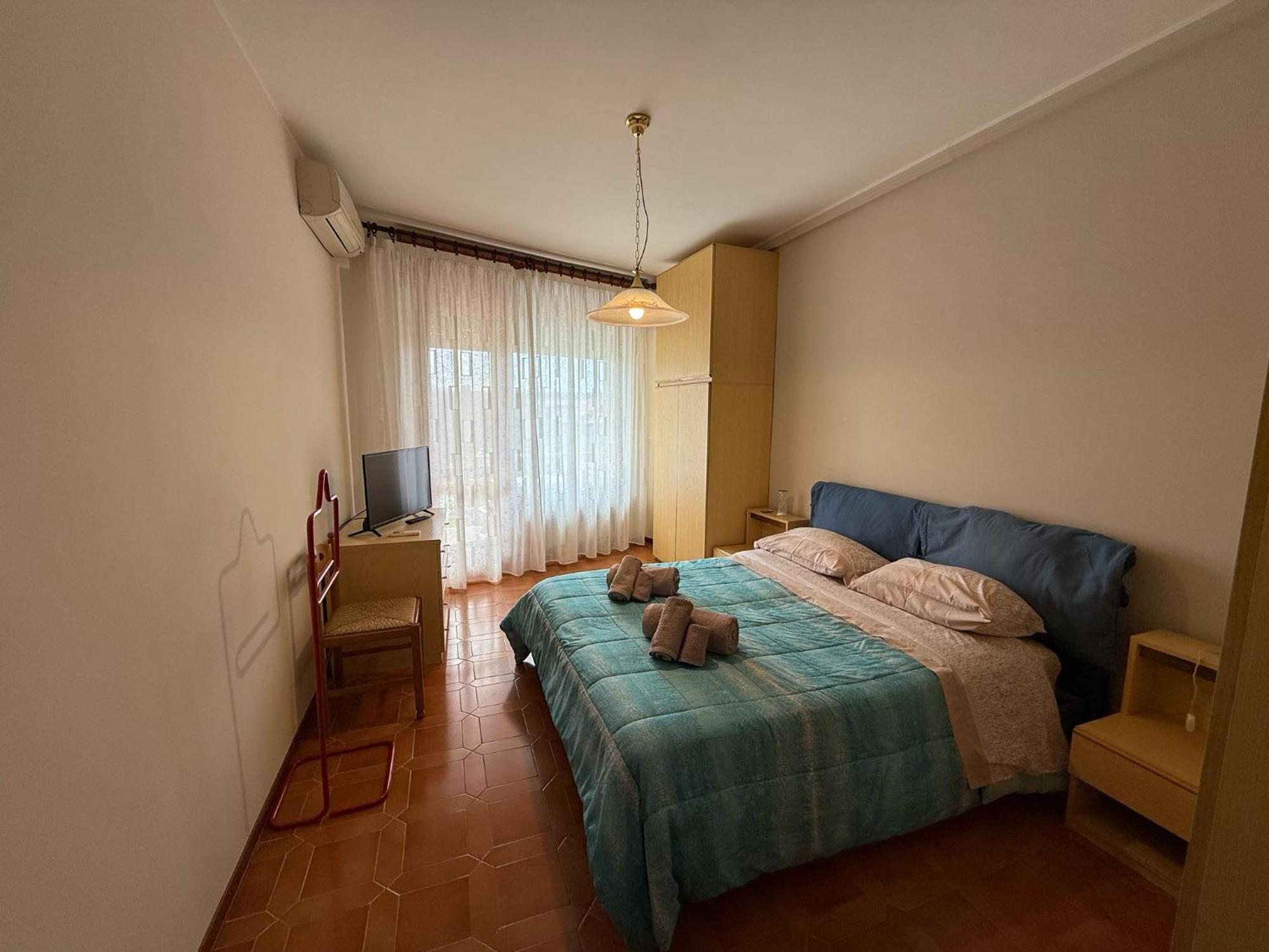 Wh - Siccardi In Zona Residenziale Con Posto Auto *